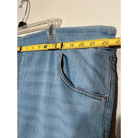 The Pioneer Woman Embroidered Floral Capri Wide-Leg Jeans 2X Frayed Hem Stretch - Picture 7 of 9